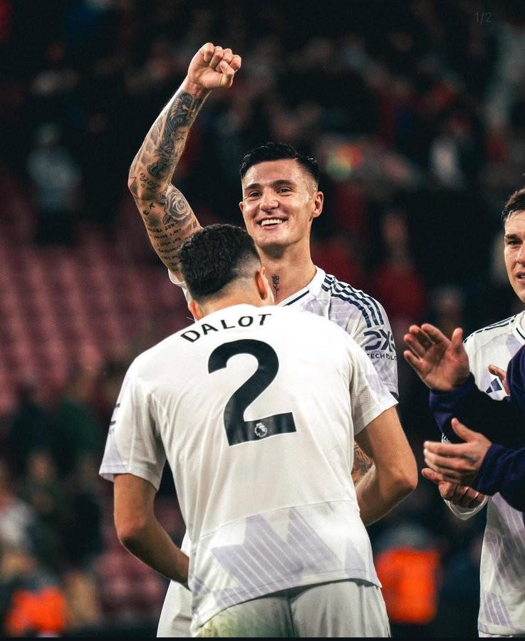 九游app-萨哈：谢什科应该学习伊布，在每场比赛中都保持那种自信