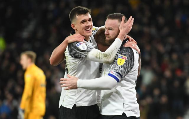 九游游戏-鲁尼亮鞋底致自家球员重伤 德比郡已凑不齐11人